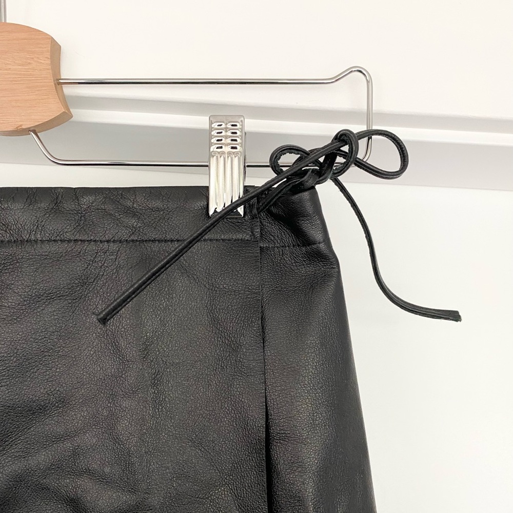Vintage Aritzia Talula Babaton Black Leather Wrap Skirt Size XS